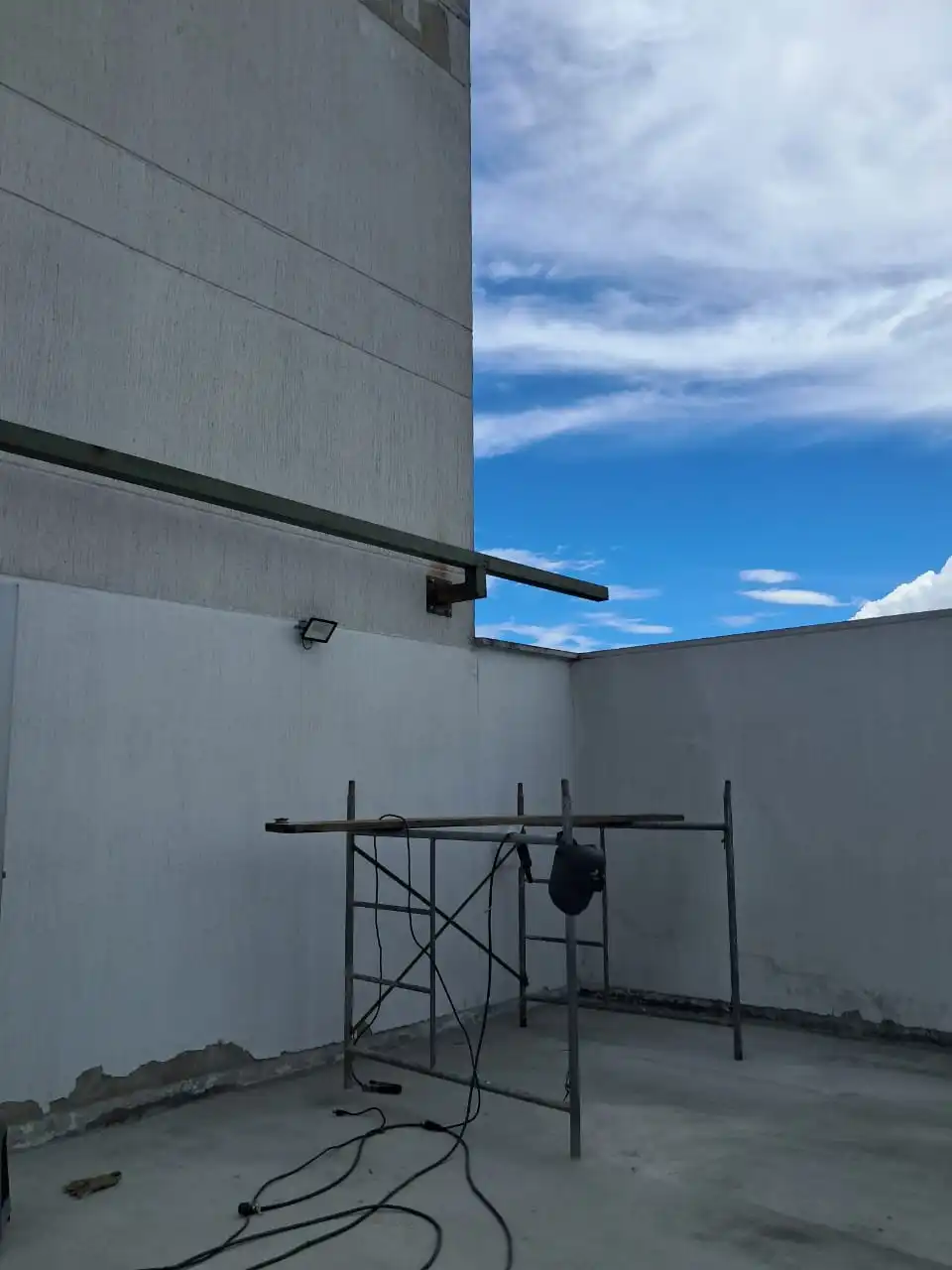 Refuerzo estructural de cubierta para terraza en el Edificio Arkanto, Bucaramanga
